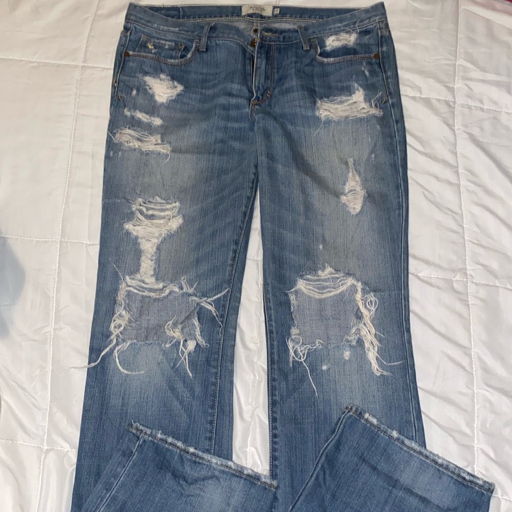 Distressed Abercrombie and Fitch light wash jeans NWOT